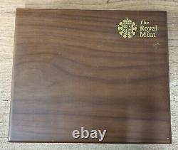 2010 United Kingdom Executive Proof Set in Wooden Box with Certificate