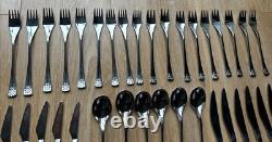89 Piece of Arthur Price Cutlery Set with wooden box