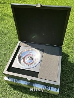 A Stunning high quality metal Roulette Wheel Set with wooden Presentation Box