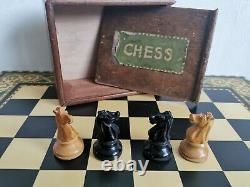 ANTIQUE vintage JAQUES CHESSMEN chess set in a wooden box