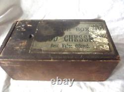 Antique Club Box Chess Set in the Original Wooden Box