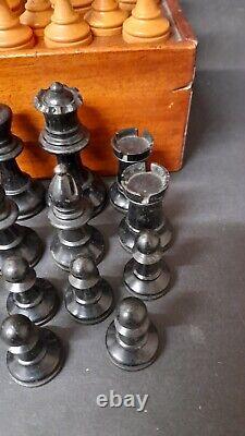 Antique French Vintage Staunton Shape Wooden Chess Set Original Box King 7cm