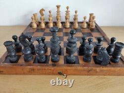 Antique/Vintage French Regency Style Chess set in a wooden box, King 82mm