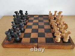 Antique/Vintage French Regency Style Chess set in a wooden box, King 82mm