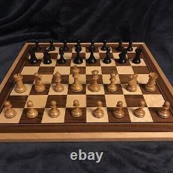 Atq British Howard Staunton Complete Chess Set & Original Box