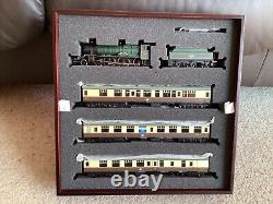 Bachmann Cambrian Coast Express Limited Edition Set in Wooden Presentation Box