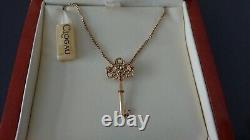 Beautiful Clogau 14ct Gold Kensington Key Diamond Set Pendant. Wooden Box