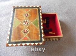 Chess Set Luxury Marquetry Wooden Unique Chess Board/box, complete wooden set