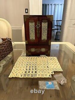 Chinese Wooden Jewelry Box Jade Inlaid+Mahjong Bamboo Bone Set
