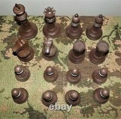 Drueke No. 38 Imperial Chess Set Staunton Chessmen. 5 King with Wood Box