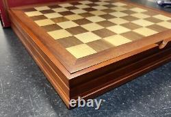 ENGLAND VS SCOTLAND Handpainted Chess Set with Wooden Chessboard & Box. MC 84414