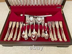 FANTASTIC SILVER PLATED CANTEEN OF CUTLERY (86 Pieces) SET IN WOODEN BOX