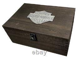 Harley-Davidson Bar & Shield Logo Premium Whiskey Glass Wooden Box Gift Set