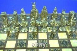 Helena pearl Chess Set with Brass pieces, lovely piece, folding box stunning