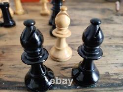 Lardy Chess Set No 5 King 3.75 c1960' In A Lovely Wooden Box