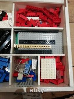 Large Collection Vintage Lego Pieces -Job Lot -Wooden Storage Box 1968 Set 022