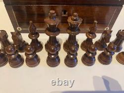 Large Vintage Wooden Chess Set In A Beautiful Wooden Box, Felted/lacqurd (333uch)