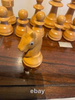 Large Vintage Wooden Chess Set In A Beautiful Wooden Box, Felted/lacqurd (333uch)