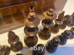 Large Vintage Wooden Chess Set In A Beautiful Wooden Box, Felted/lacqurd (333uch)