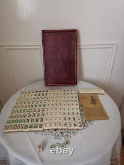Mah Jong Set in Oriental Wooden Box 144 Tiles Case Mahjong Jongg Vintage
