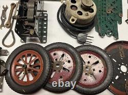 Meccano 30 Erector Set Antique Toy Green Wooden Box Electric Motor & Wheels