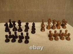 Mieux J' Attends Carved Wooden Chess Set With Divided Box Made In France