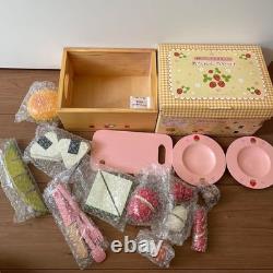 Mother Garden Wooden Toy Play House Lunch Box Set Pucnic New from Japan