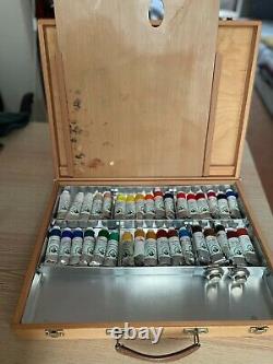 OLD HOLLAND CLASSIC OIL PAINT 40ML WOODEN BOX SET OF 34 Hardly used