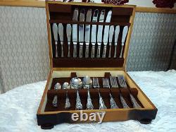 Oneida Stainless Steel Old Cutlery Set 45 Pieces in Wooden Box