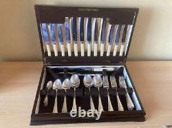 Rare Vintage Alexander Clark, Sheffield Canteen of Cutlery in Wooden Box