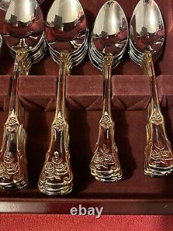 Royal Albert Old Country Roses 65 Piece Flatware Set 18/10 Wooden Box BRAND NEW