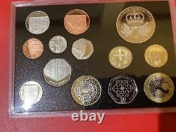 Royal mint coins 2010 executive coin set in wooden box In Excellent Condition