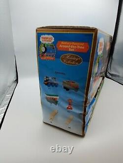 Thomas & Friends Wooden Railway Train Tank Around the Tree Christmas Set w Box