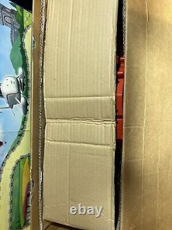 Thomas and friends wooden railway set Boxed Deluxe Round House, Great Condition