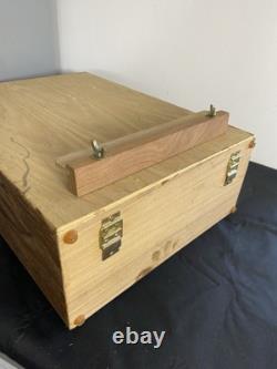 Travel art kit in wooden case Artist's easel box