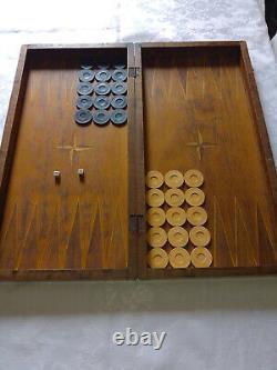 VINTAGE GAME WOODEN BOX BACKGAMMON CHESS With a FULL SET 32 Bakeli PIECES