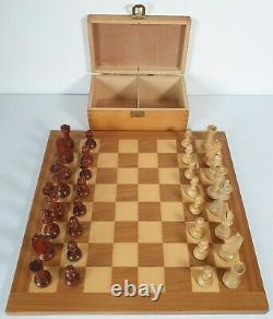 VINTAGE LARGE 14 x 14 WOODEN CHESSBOARD CHESS PIECE SET WITH BOX COMPLETE