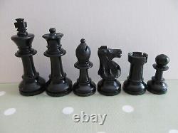 VINTAGE WEIGHTED WOODEN CHESS SET COMPLETE IN A WOODEN BOX KING 85mm JAQUES