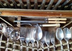 Vintage 41-piece stainless steel canteen & carving set + wooden box (6 settings)