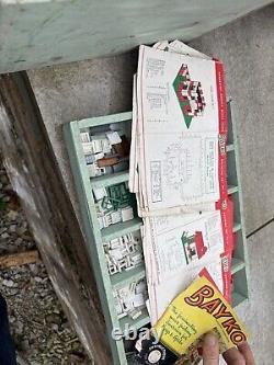 Vintage Bayko Building Set. Large toys in wooden box