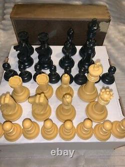 Vintage Drueke Simulated Wood Chess Pieces with Dovetail Box Weighted Set No. 36