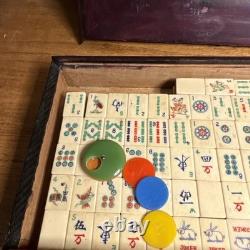 Vintage Mah Jong Chinese Gaming Set in Wooden Box Bamboo & Bone