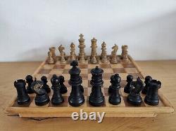 Vintage Staunton style Chess Set in a wooden box. King 85mm