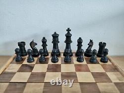 Vintage Staunton style Chess Set in a wooden box. King 85mm