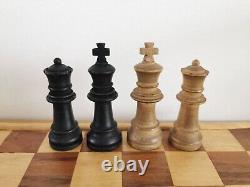 Vintage Staunton style Chess Set in a wooden box. King 85mm