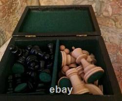 Vintage WEIGHTED Wooden Chess SET COMPLETE in a JAQUES Box KING 75mm