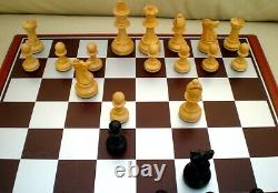 Vintage wooden STAUNTON CHESS SET in original box & with modern chessboard