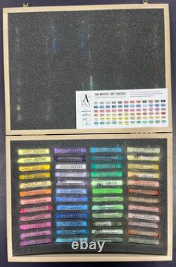 Winsor & Newton Soft Pastel Set, Wooden Box, Good Condition